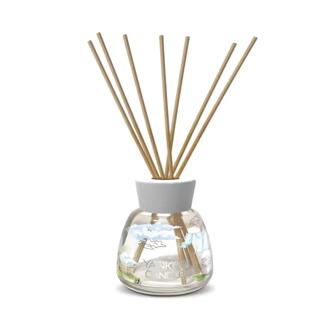 Yankee Candle Signature Reed Diffuser Clean Cotton®
